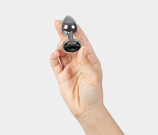 This Jewelled metal beginner's butt plug is perfect for ... Secret Play - Metal Anal Plug S - Black photo-2