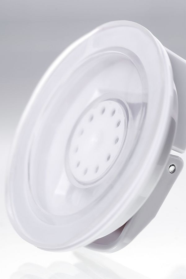 The elegant design hides a powerful tool for enjoyment. Deli... Motor Lovers - Sekster Sex Machine - White photo-14