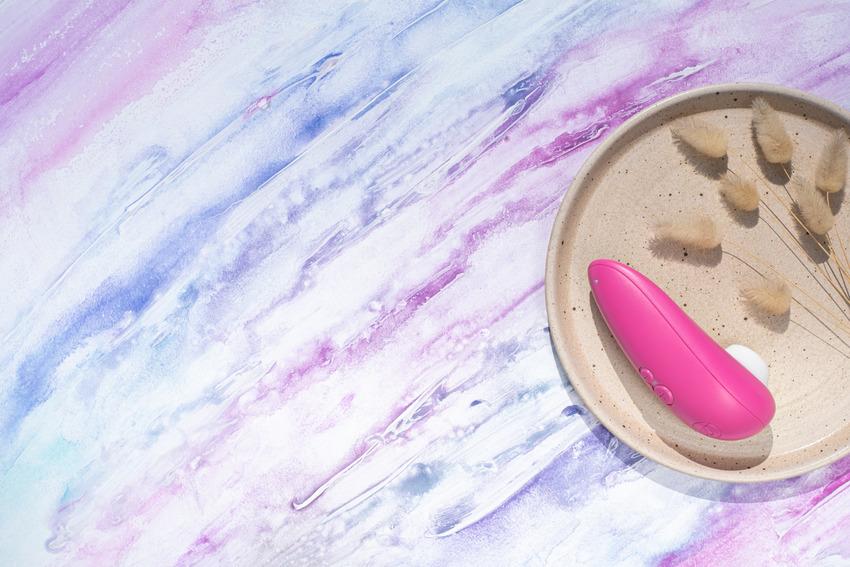 Compact sized clitoral stimulator for people seeking the uni... Womanizer - Starlet 3 - Pink photo-10