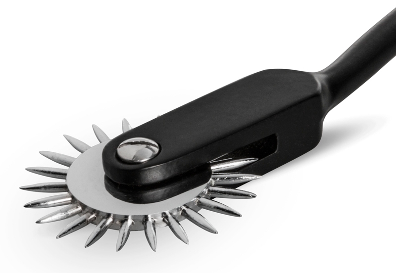 This black Wartenberg wheel from the Sinner Gear collection ... Sinner Gear - Pinwheel - Black photo-2