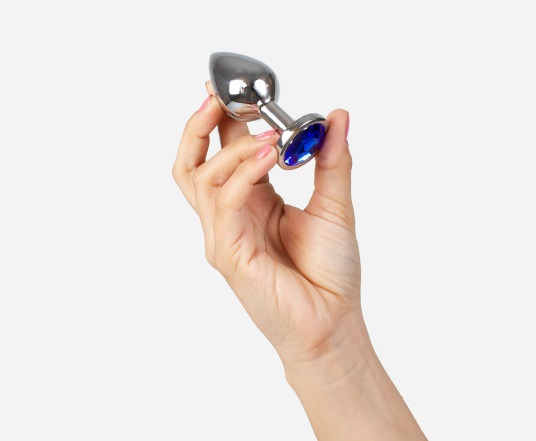 This Jewelled metal butt plug is perfect for arousing newcom... Secret Play - Metal Anal Plug M - Blue photo-2