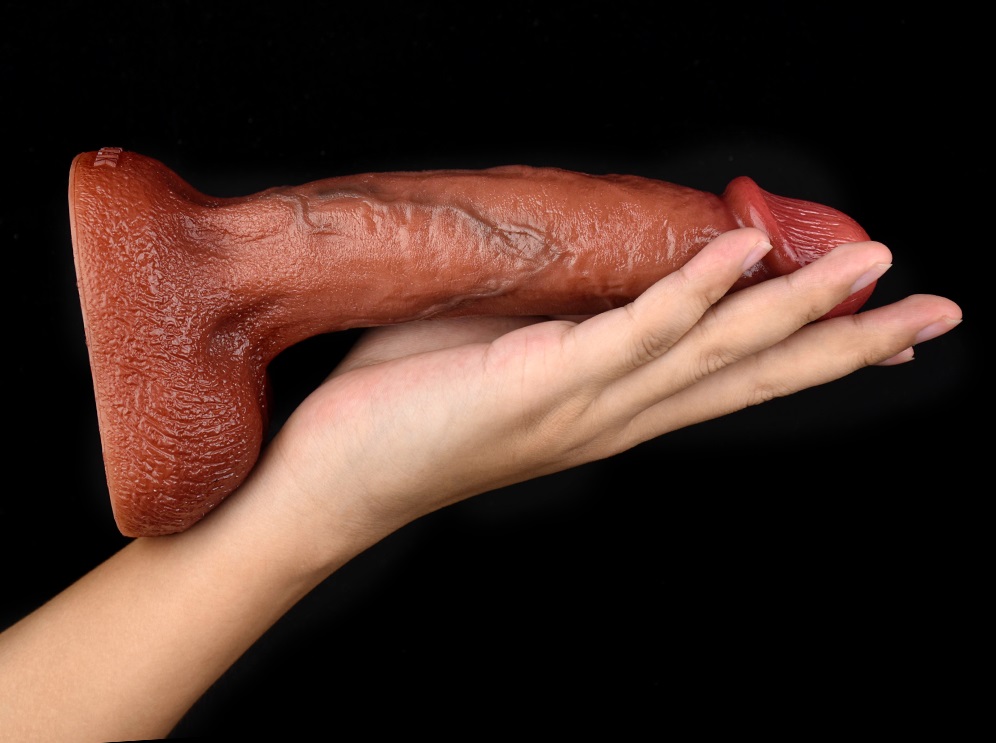 Real feel curved dildo with viens and balls
Material: liqui... FAAK - Renard Realistic Dildo photo-6