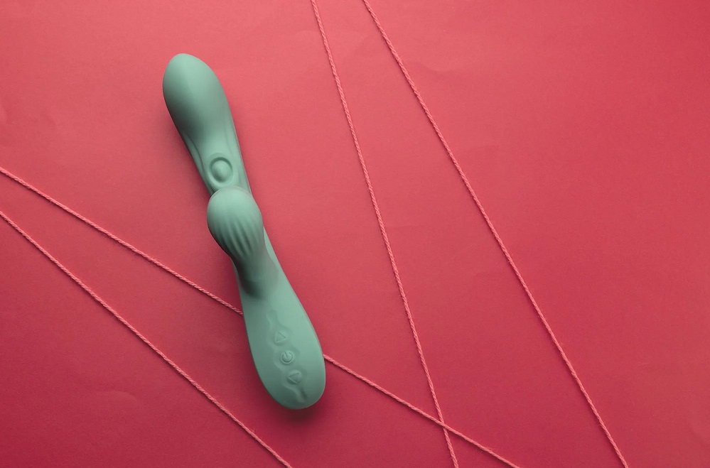 This Pulse Wave and Tongue Flickering Rabbit Vibrator is des... Loveline - Flickering Rabbit Vibrator - Green photo-7