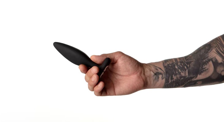The Vesta butt vibrator is designed for a silky smooth exper... Je Joue - Vesta Vibro Butt Plug - Black photo-2