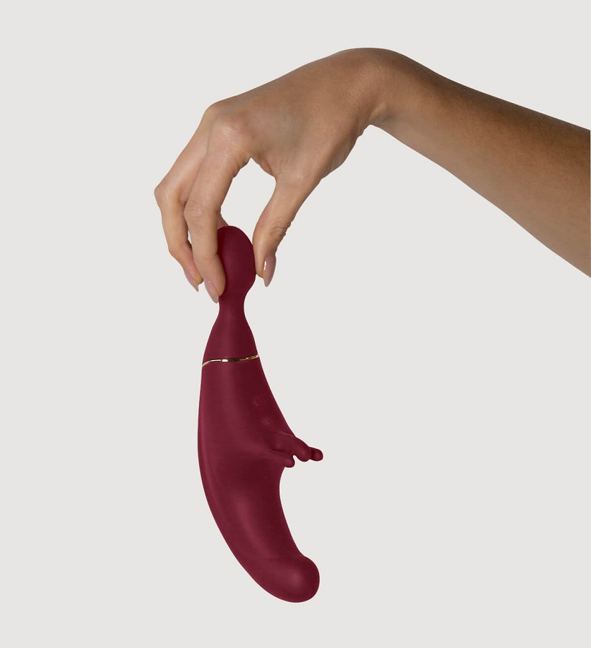 With a soft and silky touch, let yourself be carried away by... Adrien Lastic - Fusion Triple Vibrator - Rose photo-3
