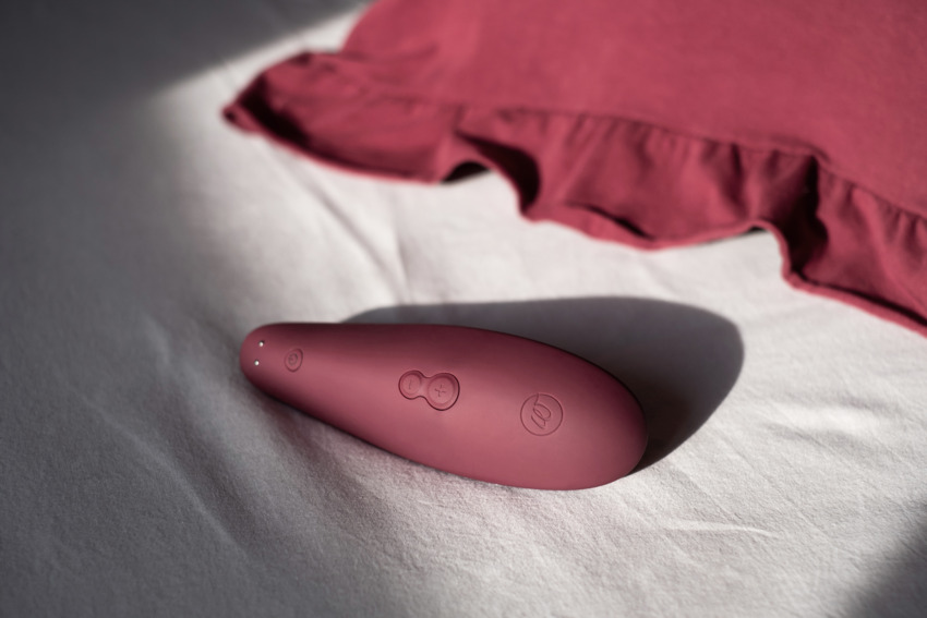 Simple and efficient, Womanizer CLASSIC 2 uses our ground-br... Womanizer - Classic 2 - Bordeaux photo-10