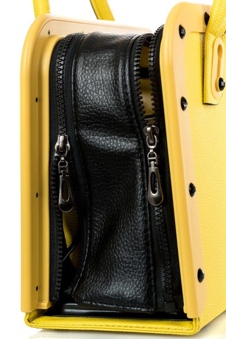 F*ck Bag with warming dildo is hidden in the bright bag.
Re... Motor Lovers - F*ckBag Heating Sex Machine - Yellow photo-17