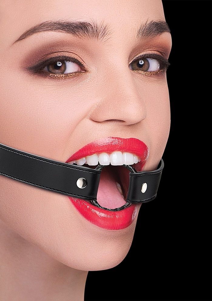 Completely wrapped in high-quality scaled polyurethane, the ... Ouch - Wrapped O-Ring Gag photo-2