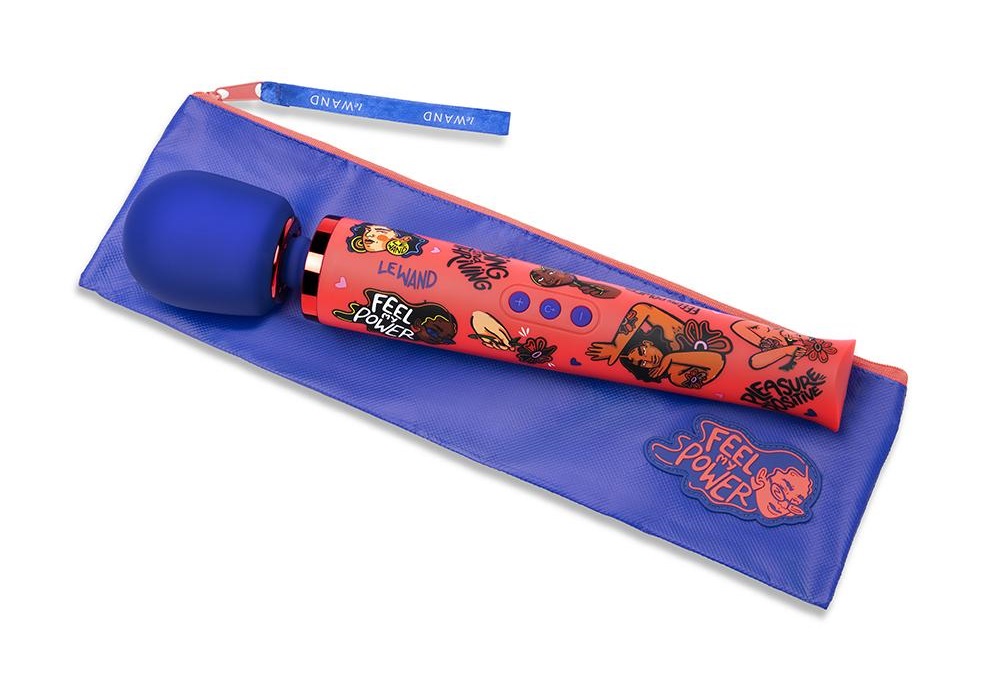 Hailed as the 'Best Big Wand Vibrator,' the Feel My ... Le Wand - Feel My Power Massager - Red photo-5