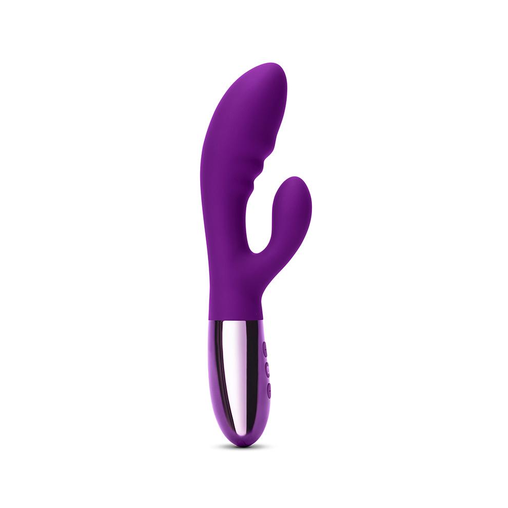 Why choose between clitoral and G-spot orgasms when you can ... Le Wand - Blend - Cherry photo-3