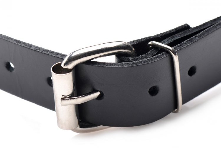 Play the quiet game with your partner when you shut them up ... Strict - Leather Covered Ball Gag - Black photo-6