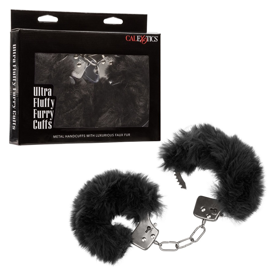 Let your lover take the lead and indulge in sensationally en... CEN - Ultra Fluffy Furry Cuffs - Black photo-7