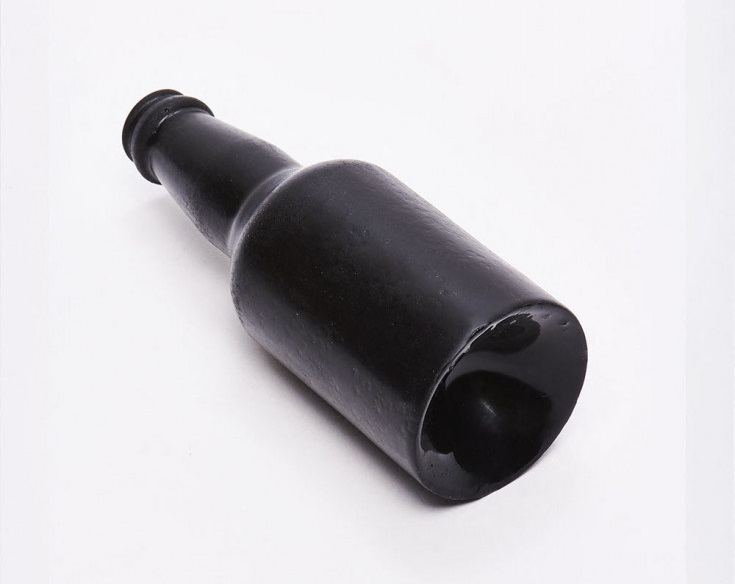 This XXL Plug is an original gay sex toy in the shape of a b... ZiZi - Bottle Anal Plug - Black photo-3