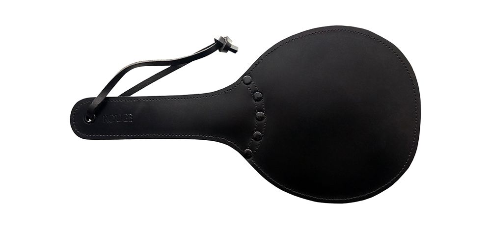 This ping pong style paddle has two sides, the padded side w... Rouge - Leather Ping Pong Paddle - Total Black photo-3