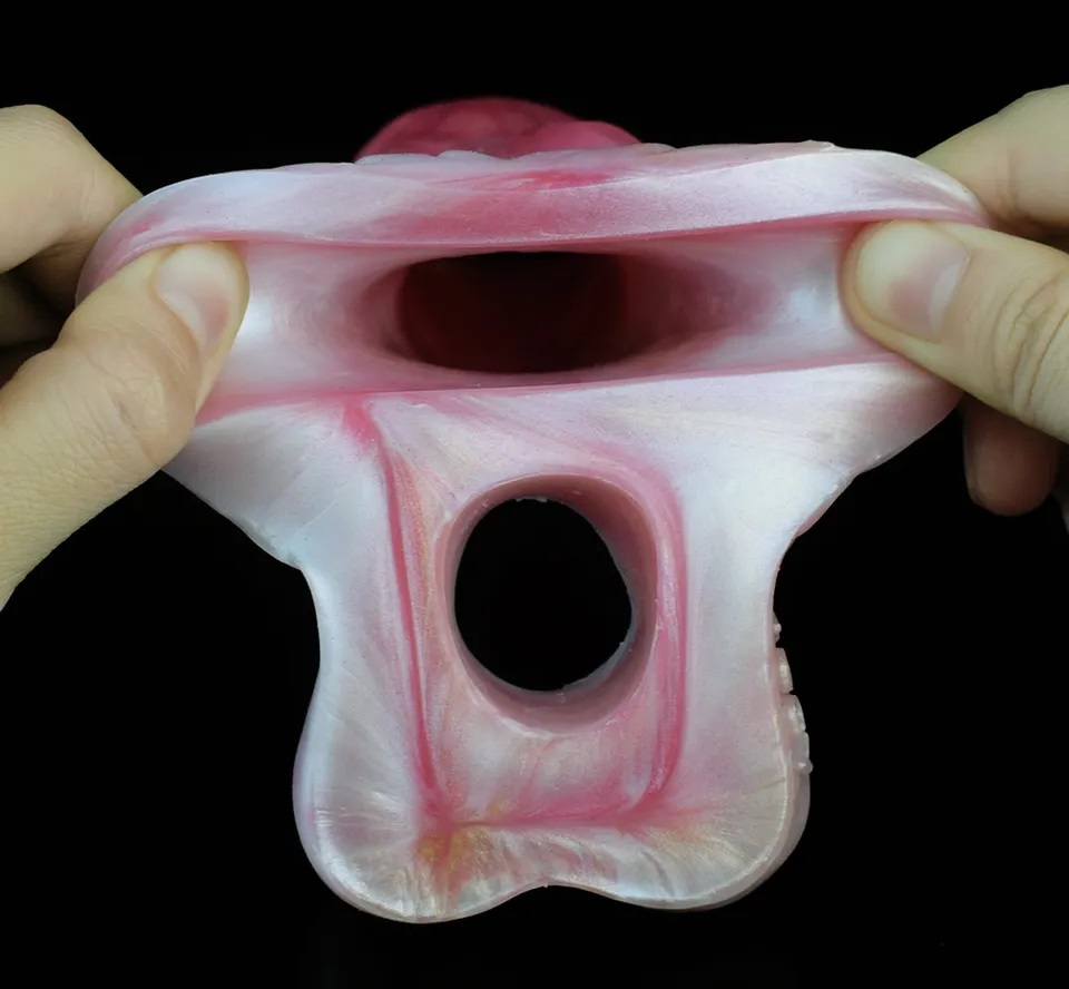 Material: Silicone ... FAAK - Wolf Skull Sleeve - White Dragon photo-3