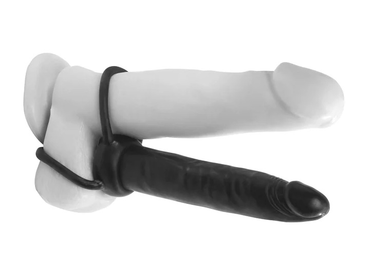 This Double Trouble strap-on allows you to experience the th... Pipedream - Double Trouble Strap-On - Black photo-3