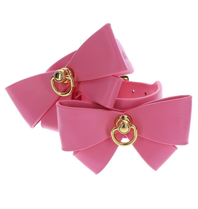 Add a touch of cuteness and sexiness to your bondage collect... Taboom - Malibu Wrist Cuffs - Pink photo-4