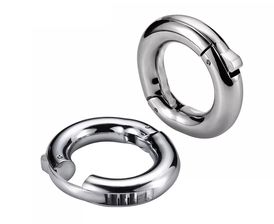 Adjustable ball stretcher can helped delay ejaculation
Mate... MT - Ball Stretcher L - Silver photo-6