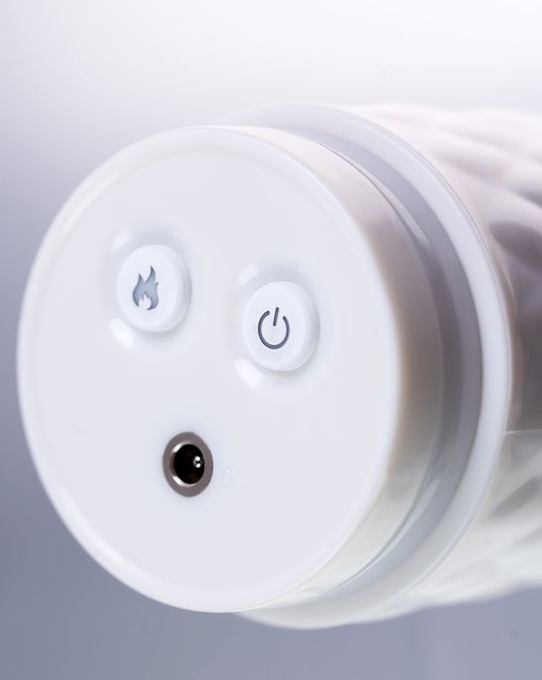The elegant design hides a powerful tool for enjoyment. Deli... Motor Lovers - Sekster Sex Machine - White photo-13