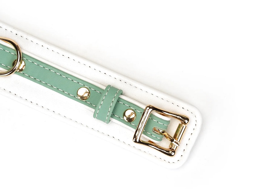 A delicate collection designed with a bright snow-white base... Liebe Seele - Fairy Goat Leather Collar - Green photo-3