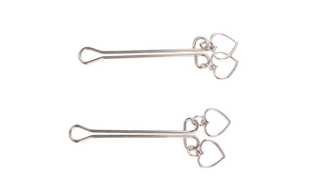 Nipple Play, Easy to Wear, Non-Piercing
Material: Stainless... Chisa - Heart Nipple Clamps photo-4