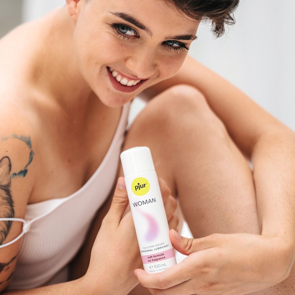 Specially formulated for women, this silicone-based personal... Pjur - Woman - 30ml photo-3