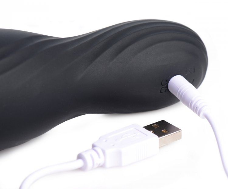 This stretchy silicone sleeve slips over the most sensitive ... Trinity Vibes - Silicone Penis Head Pleaser - Black photo-5