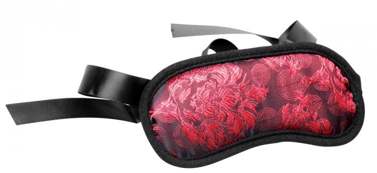 Create a steamy bondage experience with a 5 piece kit that i... Frisky - Dragon 5 Piece Velvet Bondage Set - Red photo-3
