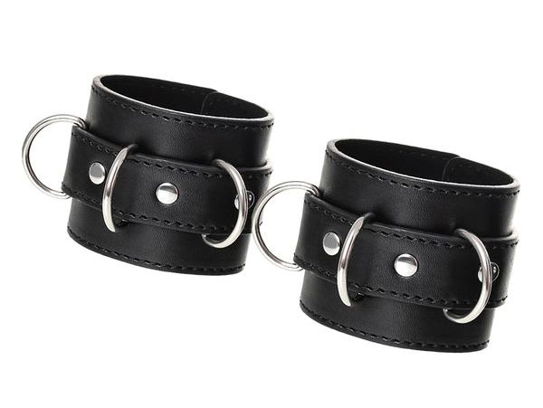 Cuffs are made of genuine leather with a velour lining. Nick... Anonymo - Handcuffs - Black photo-4