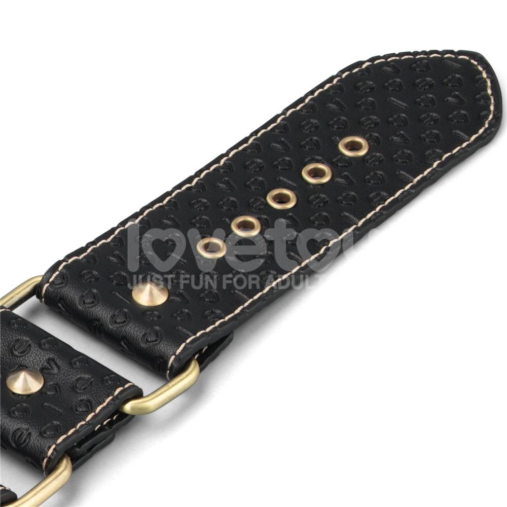 Immerse yourself in a blend of luxury and rustic charm with ... Lovetoy - Rebellion Reign Ankle Cuffs - Black photo-7