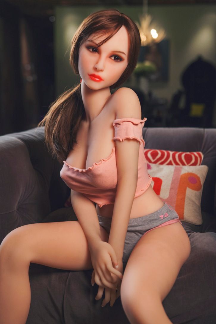 如想查看真人娃娃樣辦,請到我們的展示室。
我們明白有些客戶在訂購前會想親自感受真人娃娃的材質,樣辦可於我們的香港深水... Elina 嬌小冷艷色氣女伴 附口交超柔軟TPE仿真性愛娃娃 145 cm 照片-4