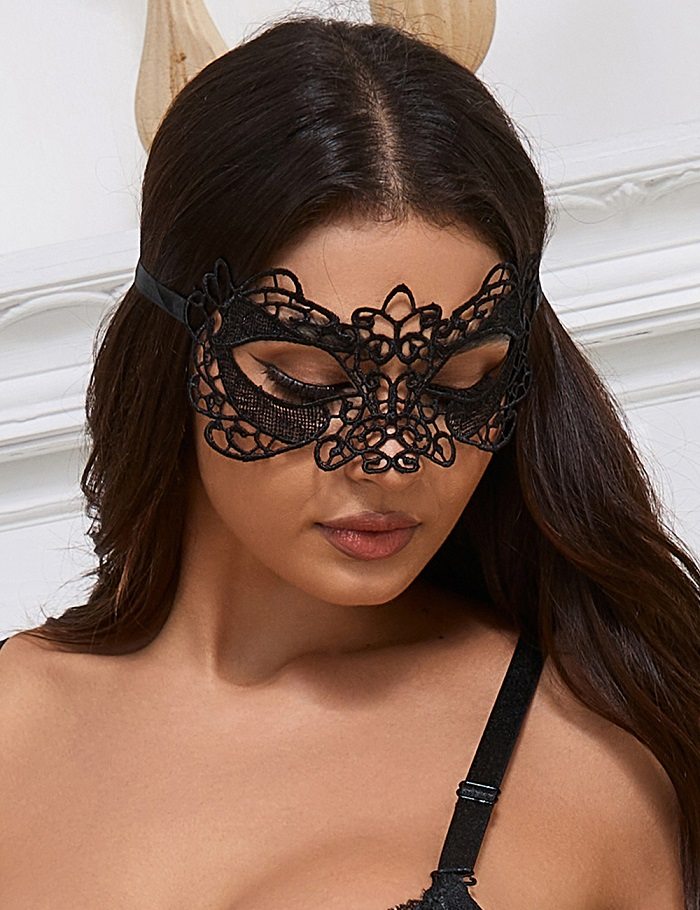 Enchanting lace sexy eye mask for tempting night
Material 9... Ohyeah - Lace Eye Mask 2pcs - Black photo-2