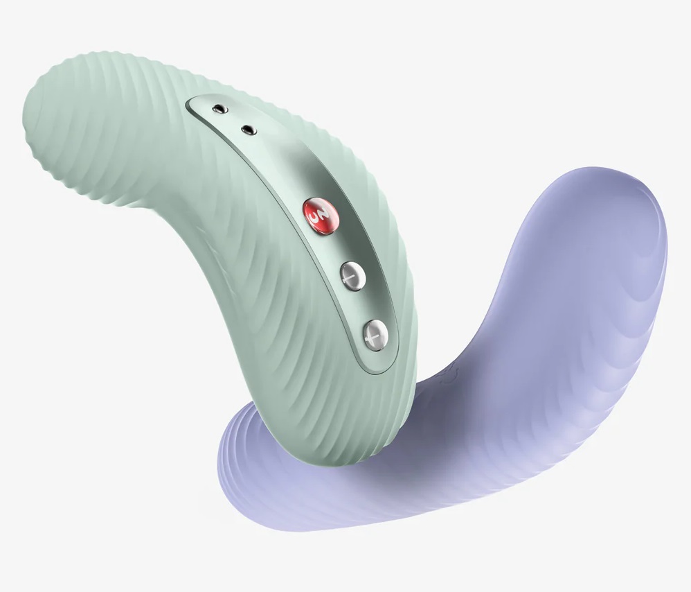 LAYA III was made to lay on the body hence the name with a g... Fun Factory - Laya III Massager - Sage Green photo-7