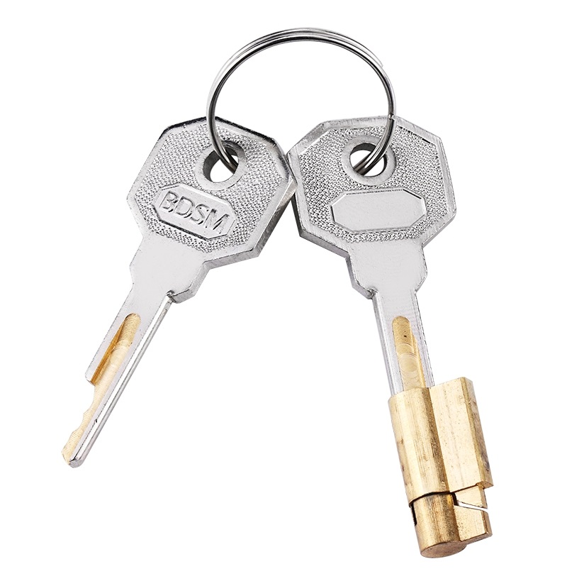 Magic lock stainless steel chastity cage with ring
The Meta... MT - Small Cock Cage 50mm - Silver photo-4