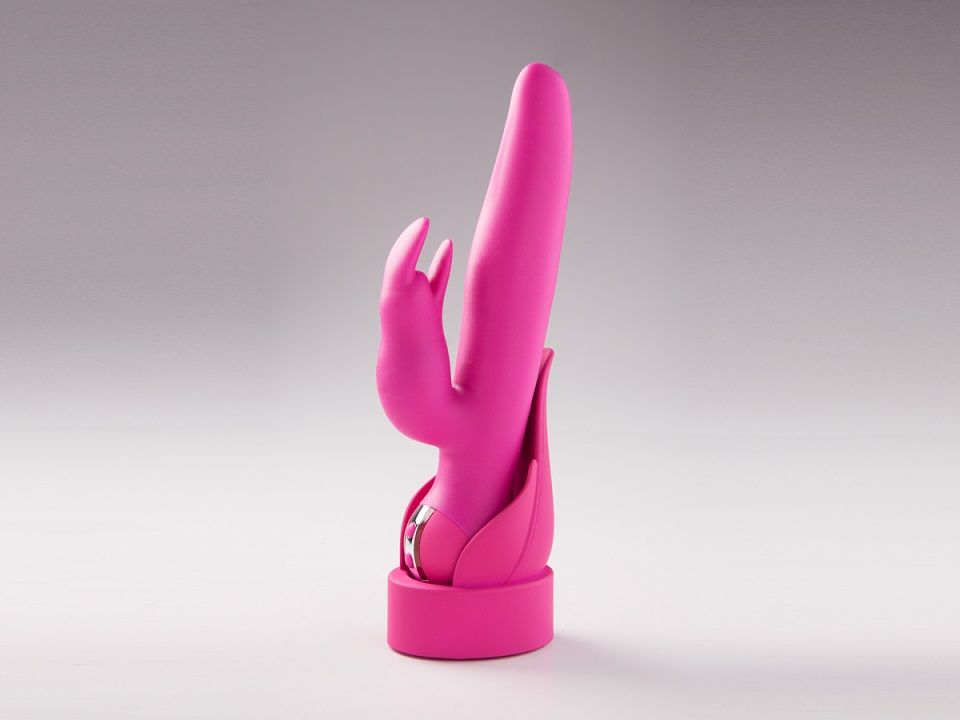 As one of the first to grace the new Adore Petite collection... Swan - Adore Elegance Vibrator - Pink photo-3