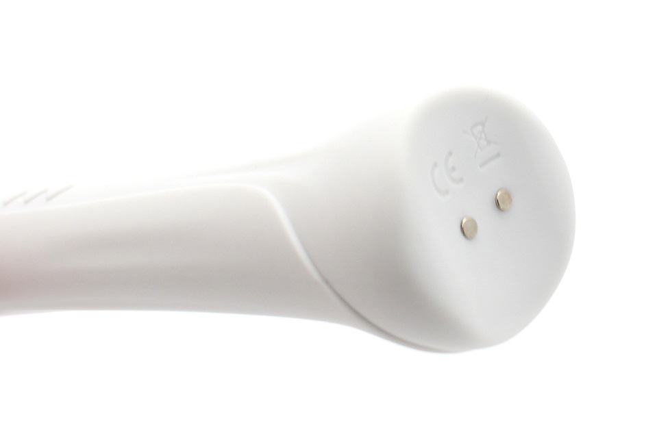 Finally, here is the “Pixey Aquawand”. Developed by the bran... Pixey - Aquawand Massager - White photo-6
