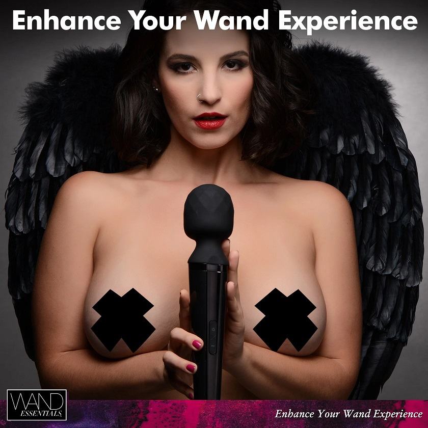 Relax into an elevated massage experience with the perfect v... Wand Essentials - 24X Diamond Head Massager - Black photo-4