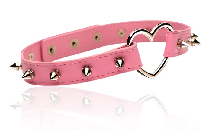 Flag your kinky side or use this as an edgy fashion accessor... Master Series - Spiked Heart Choker - Pink photo-3