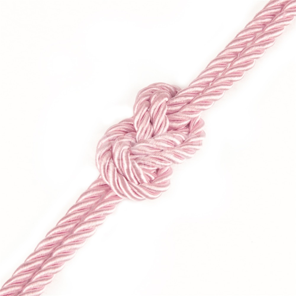 Elevate your bondage artistry with the Rebellion Reign Rose ... Lovetoy - Rebellion Reign Silky Bondage Rope 10m - Pink photo-5
