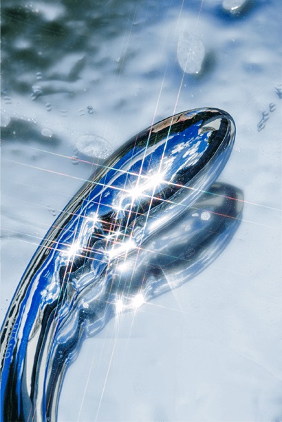 Indulge in rolling climaxes and experience endless gratifica... Le Wand - Arch Double Ended Metal Dildo photo-7