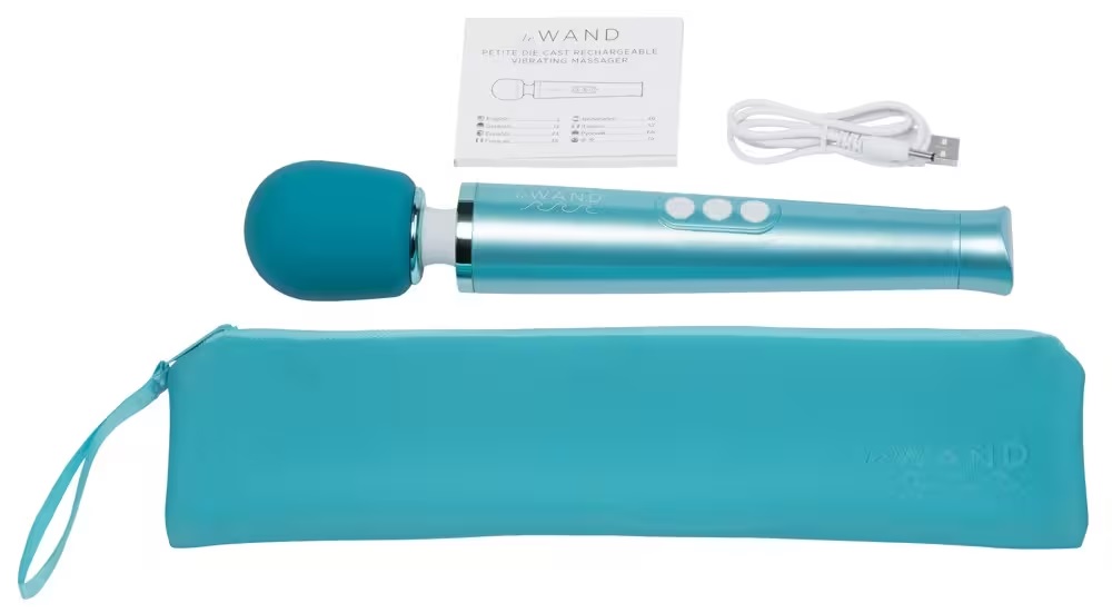 Solo and couple massages now also in the bath and shower!
Th... Le Wand - Dive Rechargeable Massager - Blue photo-8
