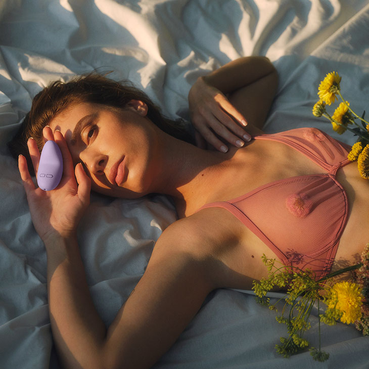 The sex toy that started it all is back for LELO's 20 ye... Lelo - Lily 3 Mini Vibrator - Calm Lavender photo-2