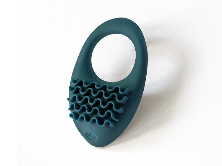 The Stellar cockring is a versatile adult toy designed for p... Lola Games - Pure Passion Stellar Vibro Ring - Green photo-2