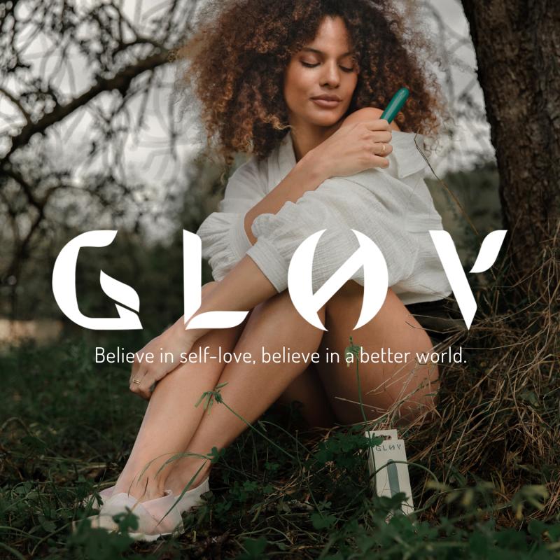 Meet Gløv, the new ECO-friendly collection! This vibrator is... Glov - Saga Eco Vibro Bullet - Green photo-9