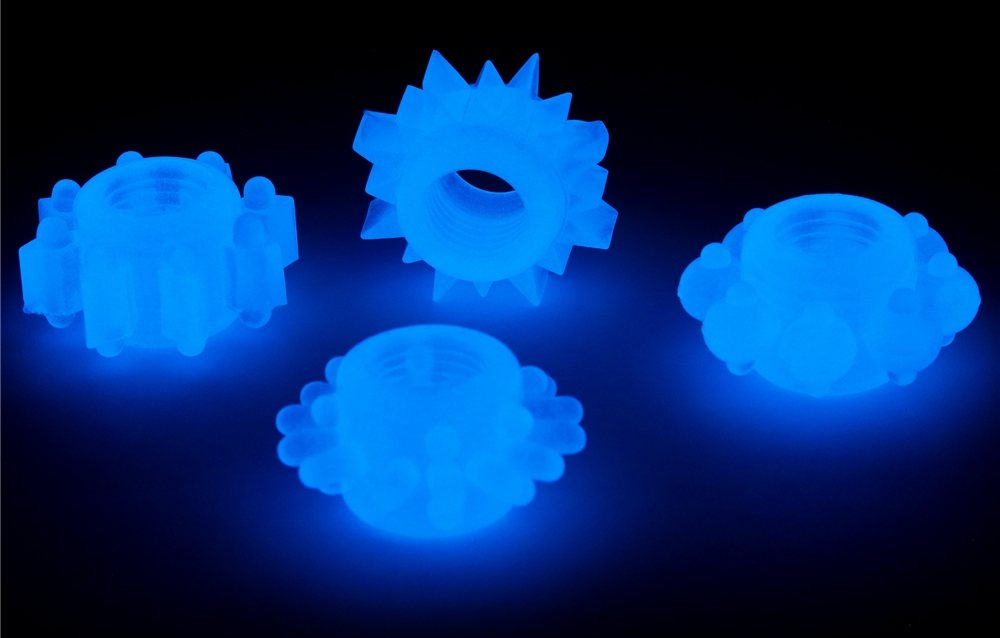 Illuminate your darkest pleasures with Lumino play penis rin... Lovetoy - Lumino Play Ring Set 4 pcs - Blue photo-9