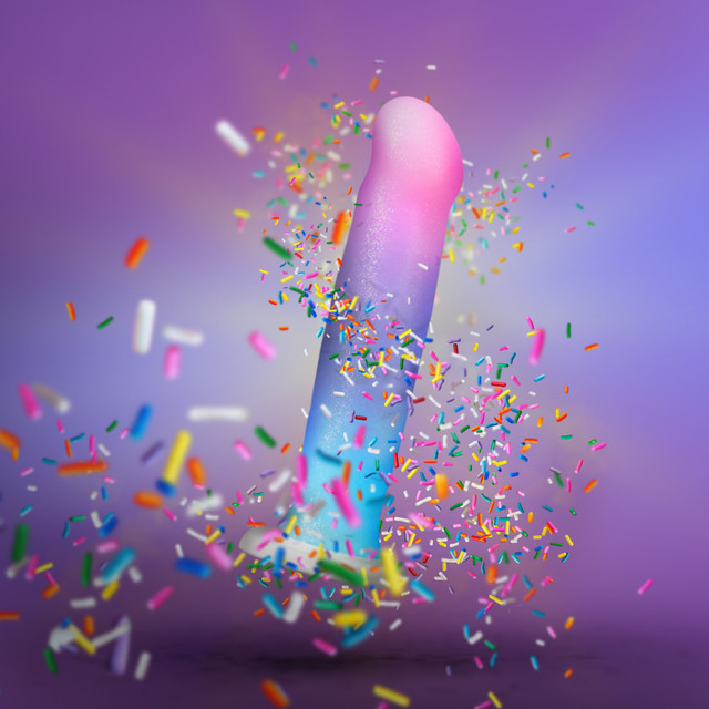 Modern, stylish, and beautiful - meet the Avant Lucky. Craft... Avant - Lucky Dildo 16.5cm - Pink photo-7