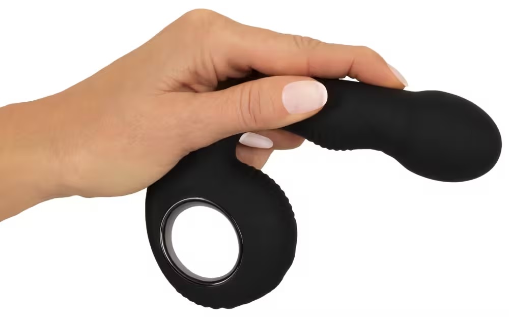 Perfect for spot-on internal and external stimulation!
The G... Black Velvets - G & P-Spot Vibrator - Black photo-4