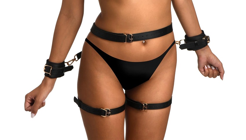 The use of your body is a gift; treat it like one with this ... Strict - Bows Bondage Harness - Black - XL/2XL photo-2