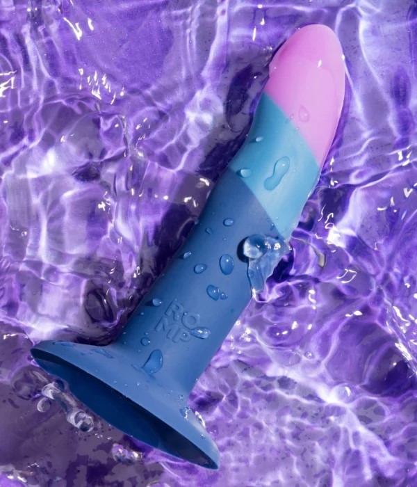 ROMP Piccolo makes non-realistic silicone dildos accessible ... Romp - Piccolo Dildo - Blue photo-6