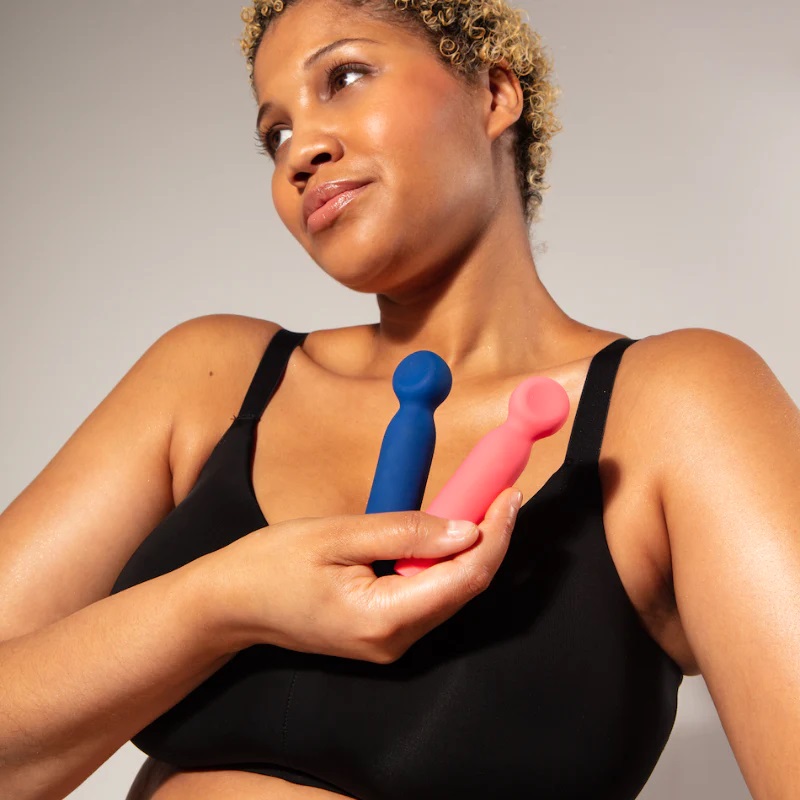 Meet Vita, a unique wand-tipped bullet whose rounded tip is ... Je Joue - Vita Bullet Vibrator - Blue photo-6